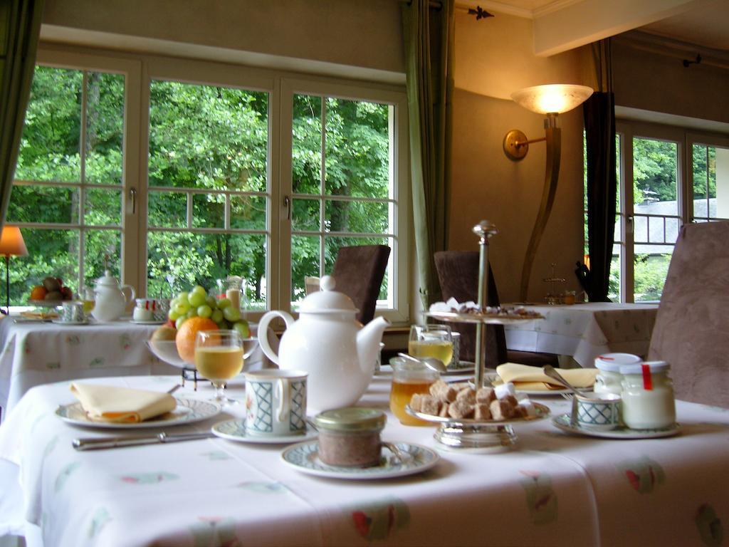 Hôtel Les Ardillières du Pont d'Oye Habay-la-Neuve Extérieur photo